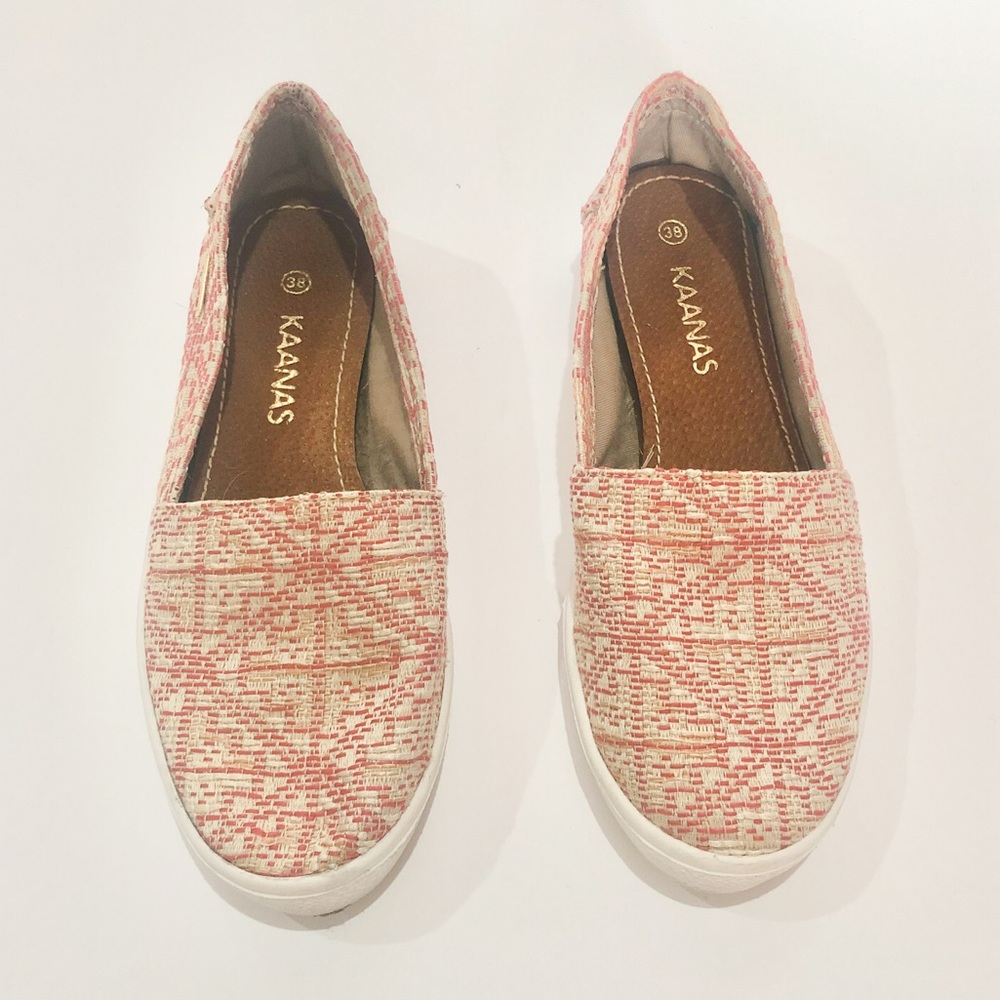 Kaanas woven slip-on sneaker